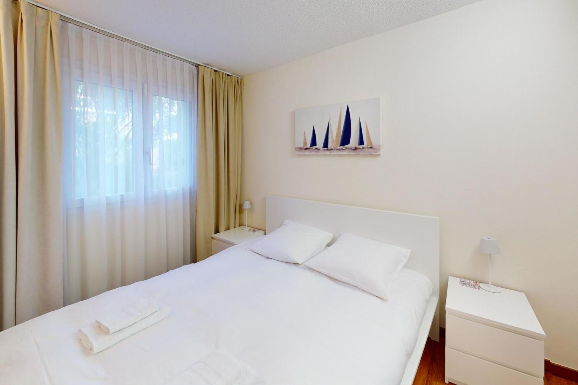 Appartamento Cozy With Balcony - 5 Min To The